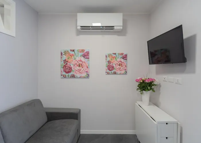 Sant'agostino By Rent Como