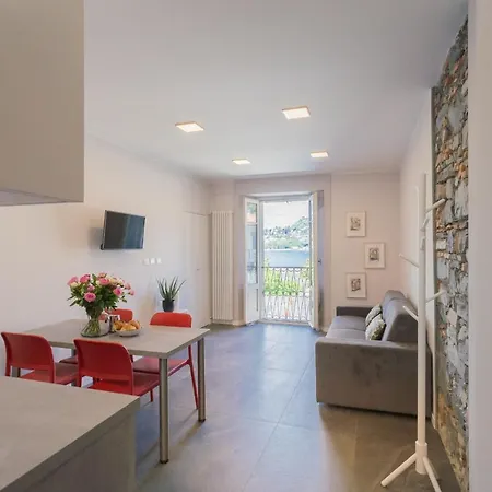 Sant'agostino By Rent * 코모