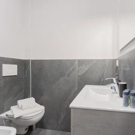 Sant'agostino By Rent 아파트 *