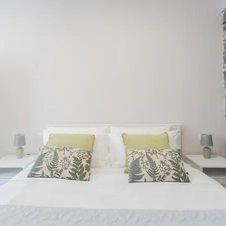 Sant'agostino By Rent 코모